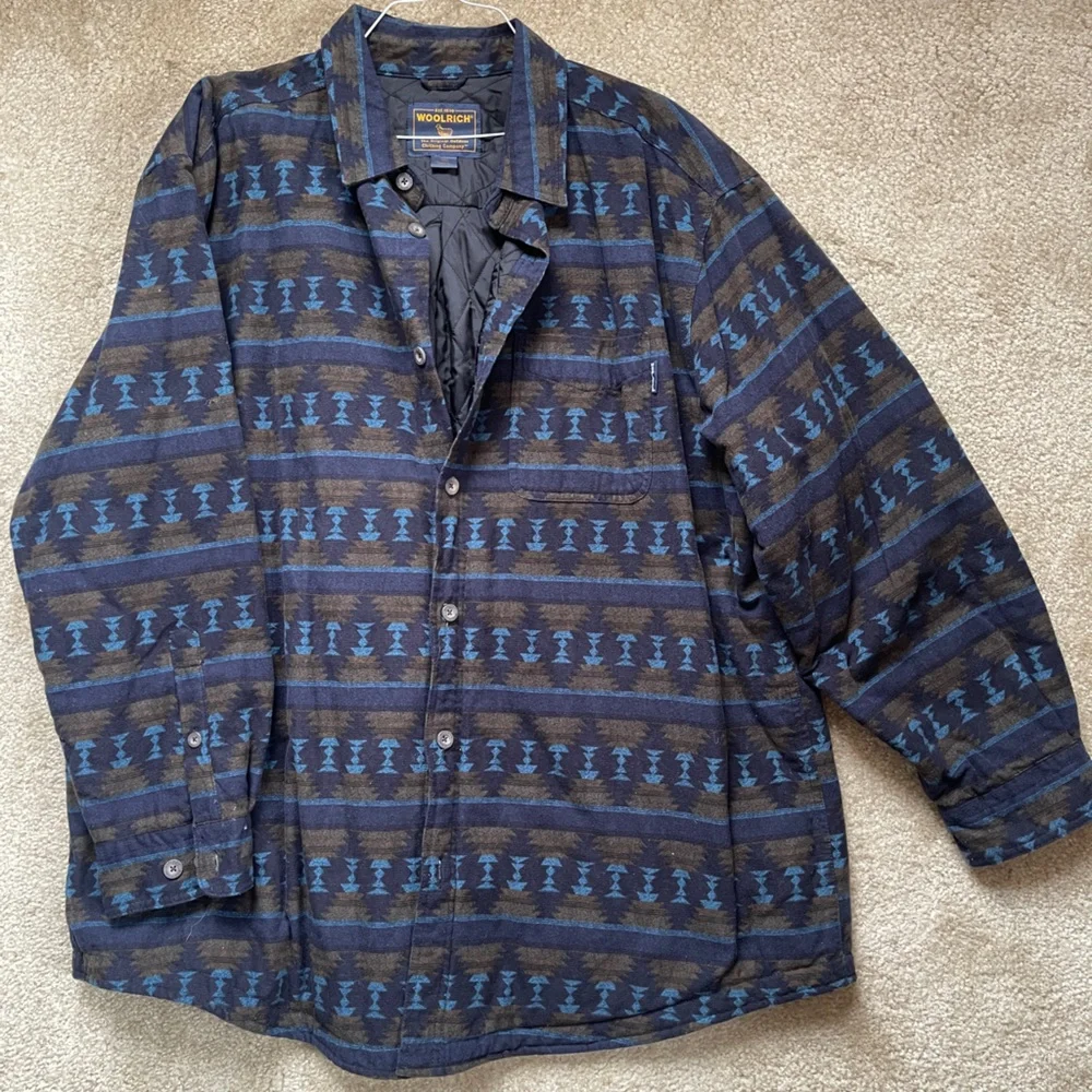 Vintage 90’s Woolrich Men's Blue and Brown Patterned Blanket Shirt Jacket